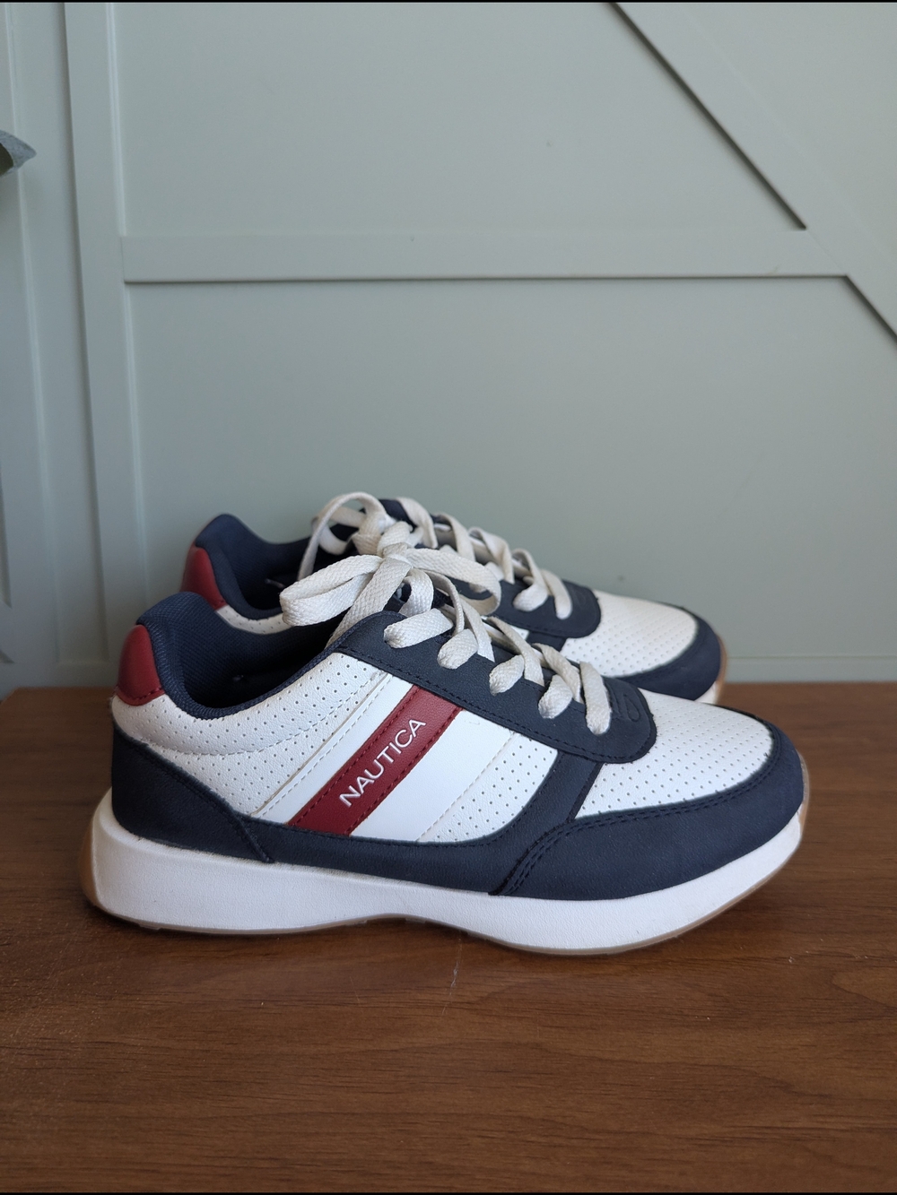 Nautica Kids White and Navy Lace-Up Sneakers - Picture 3 of 6